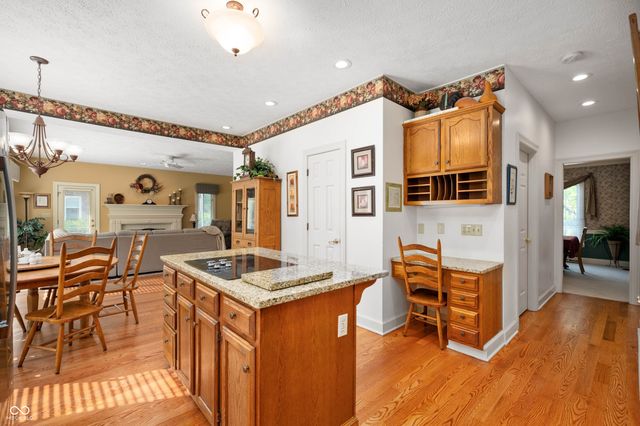 13061 New Britton Drive, Fishers, IN 46038