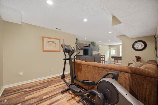 13061 New Britton Drive, Fishers, IN 46038