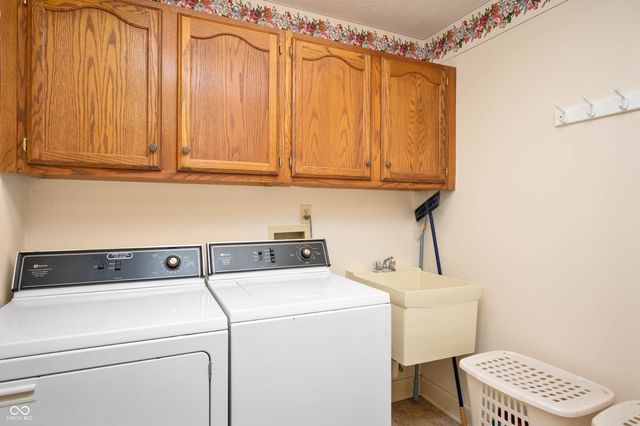 13061 New Britton Drive, Fishers, IN 46038