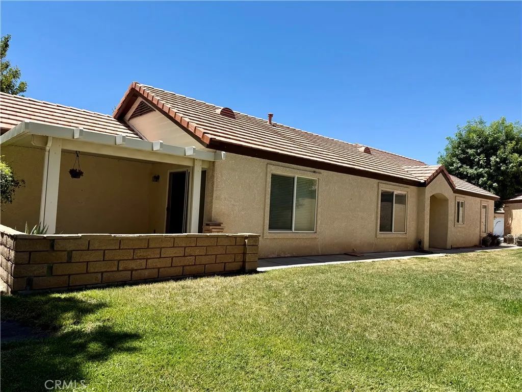 19078 Stoddard, Apple Valley, CA 92308