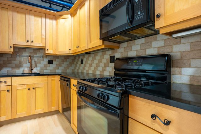 4417 N ASHLAND Avenue GRD, Chicago, IL 60640