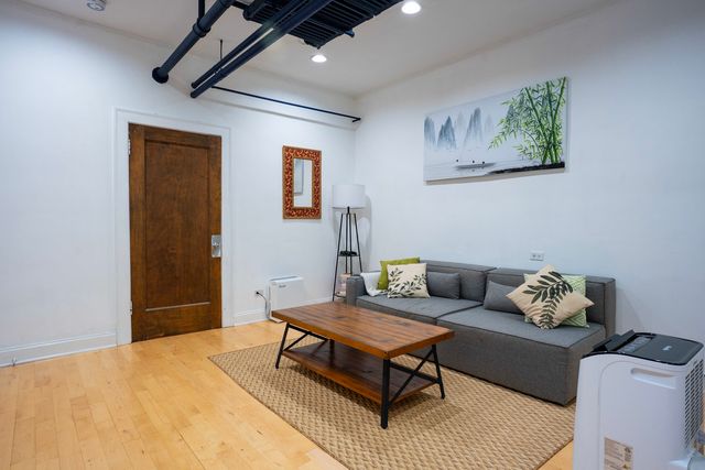 4417 N ASHLAND Avenue GRD, Chicago, IL 60640