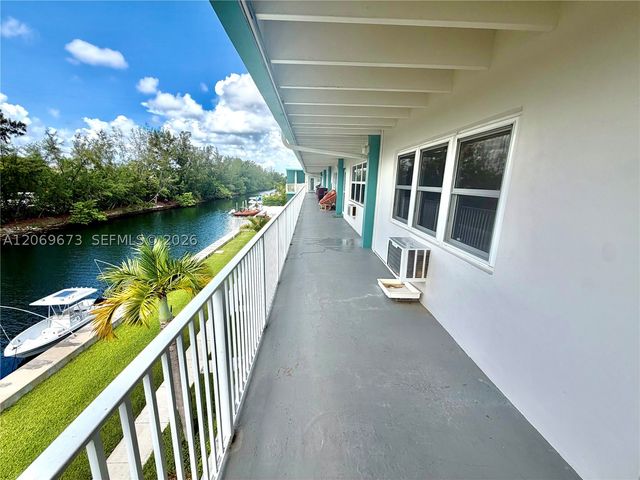 3922 NE 166th St S306, North Miami Beach, FL 33160
