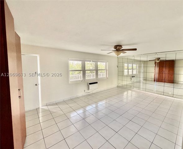 3922 NE 166th St S306, North Miami Beach, FL 33160
