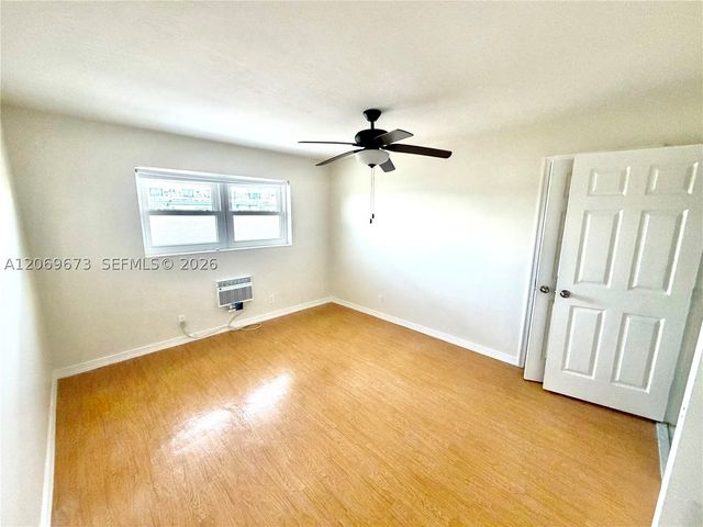 3922 NE 166th St S306, North Miami Beach, FL 33160
