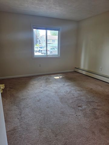 70 Mudge 8, Lynn, MA 01902