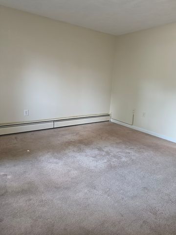 70 Mudge 8, Lynn, MA 01902