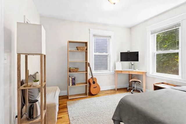 9 Bailey St 3, Boston, MA 02124