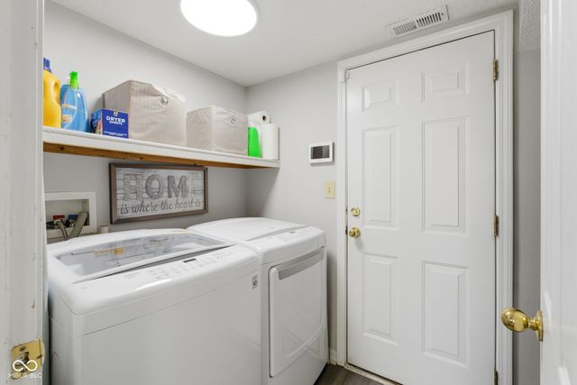 1662 Sagemeadow Drive, Brownsburg, IN 46112