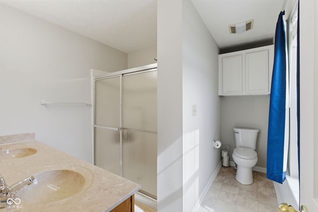1662 Sagemeadow Drive, Brownsburg, IN 46112