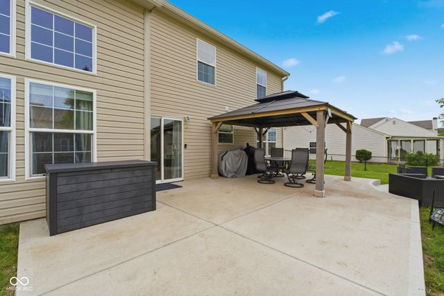 1662 Sagemeadow Drive, Brownsburg, IN 46112