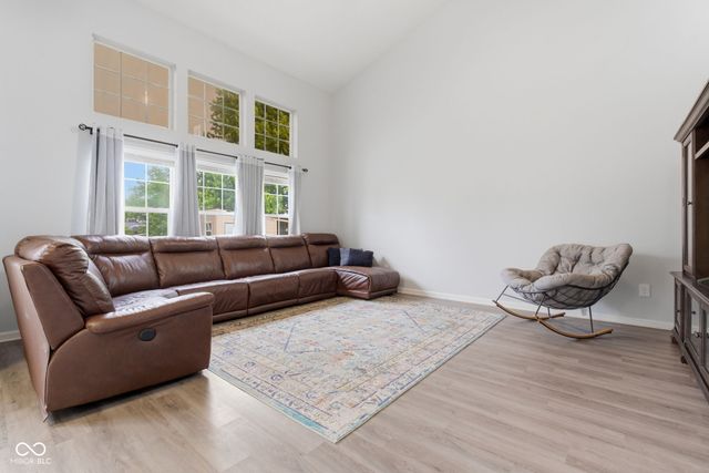 1662 Sagemeadow Drive, Brownsburg, IN 46112
