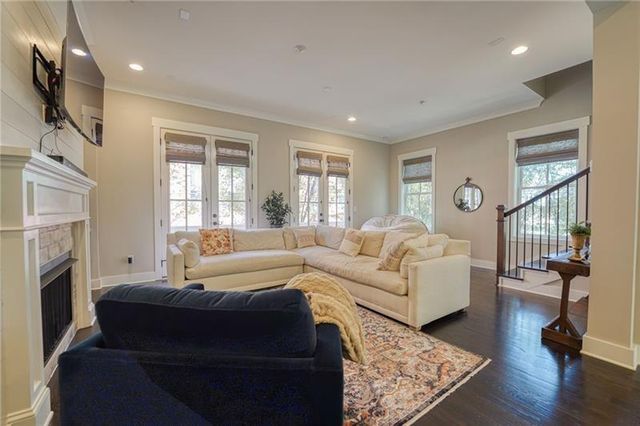 984 Memorial Walk SE, Atlanta, GA 30316
