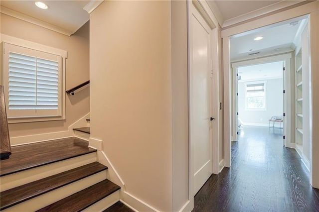 984 Memorial Walk SE, Atlanta, GA 30316