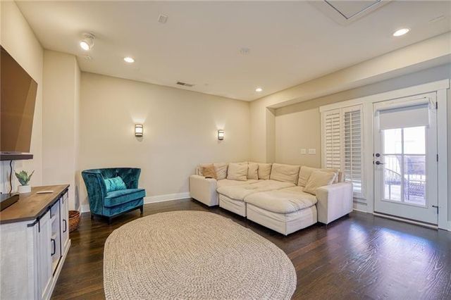 984 Memorial Walk SE, Atlanta, GA 30316