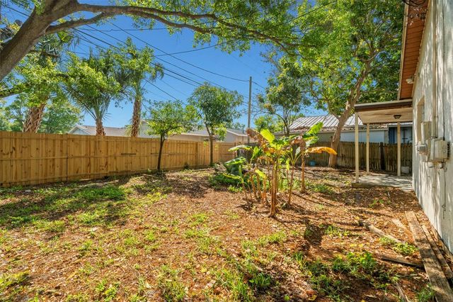 2147 CORAL WAY, Largo, FL 33771