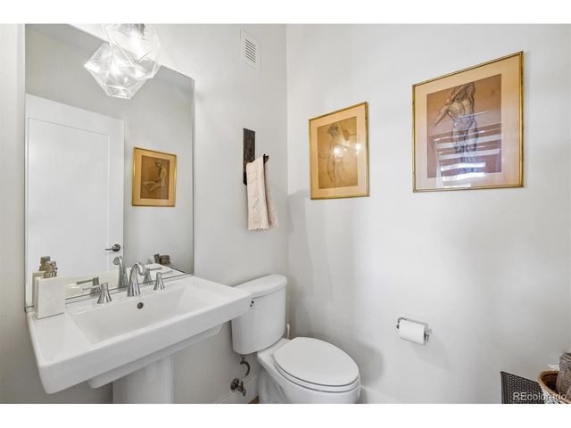1949 W 34th Ave, Denver, CO 80211