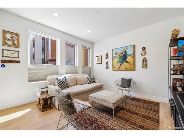 1949 W 34th Ave, Denver, CO 80211