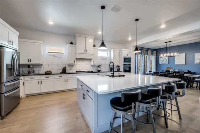 1404 S Pecan Parkway, Northlake, TX 76247