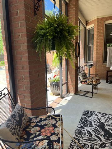 106 Blanton Ct, Tullahoma, TN 37388