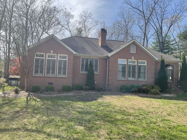 106 Blanton Ct, Tullahoma, TN 37388