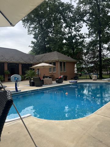 106 Blanton Ct, Tullahoma, TN 37388