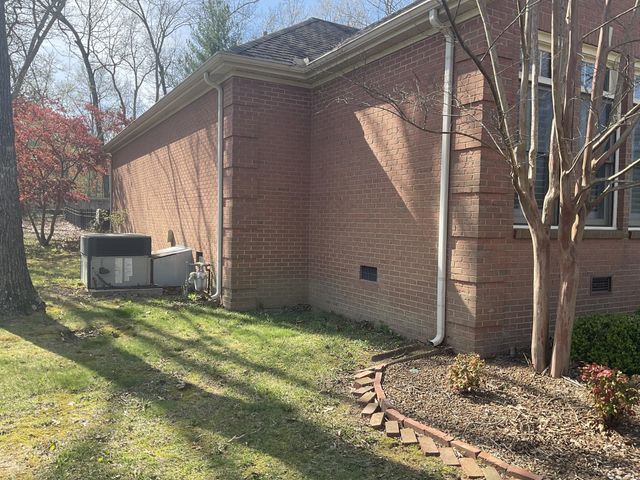 106 Blanton Ct, Tullahoma, TN 37388