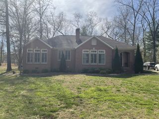 106 Blanton Ct, Tullahoma, TN 37388
