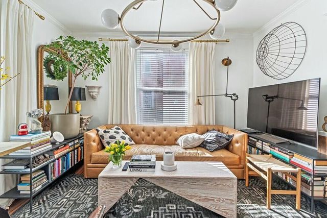383 Schiller Alley, Columbus, OH 43206