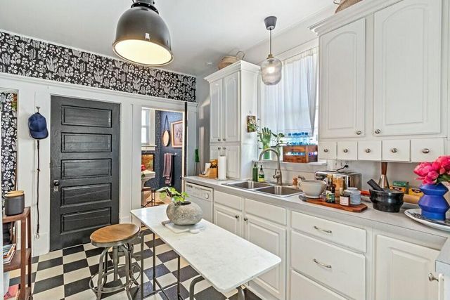 383 Schiller Alley, Columbus, OH 43206