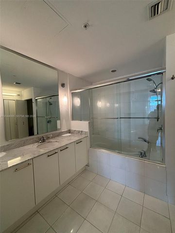 2001 Meridian Ave 309, Miami Beach, FL 33139