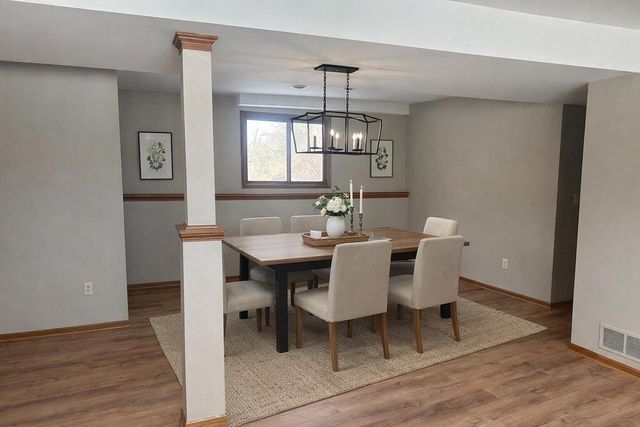 7765 S Mission DRIVE, Franklin, WI 53132