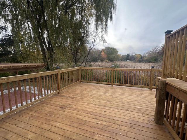 7765 S Mission DRIVE, Franklin, WI 53132