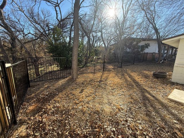 1315 Vine Street, Weatherford, TX 76086