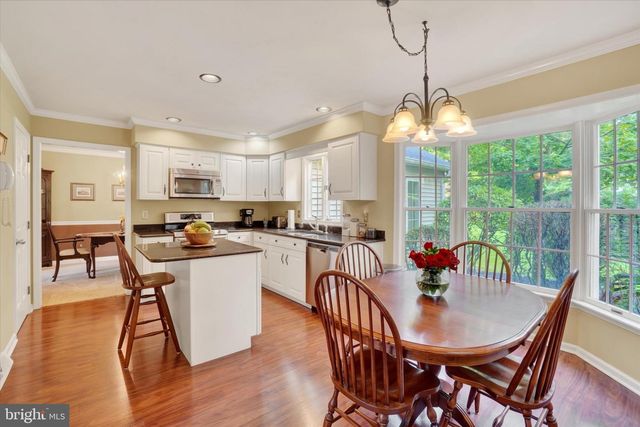 142 HERSHEY CIR, Stewartstown, PA 17363