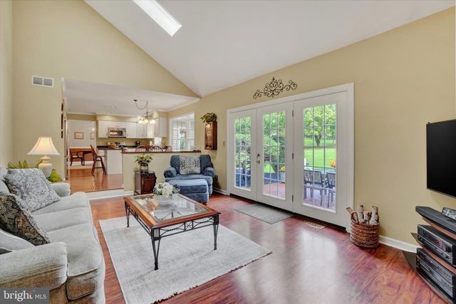 142 HERSHEY CIR, Stewartstown, PA 17363
