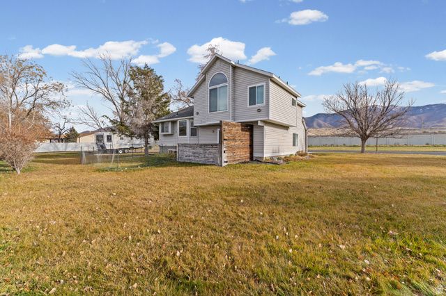 160 COUNTRY CLUB DR, Stansbury Park, UT 84074