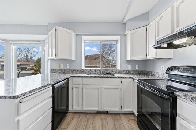 160 COUNTRY CLUB DR, Stansbury Park, UT 84074