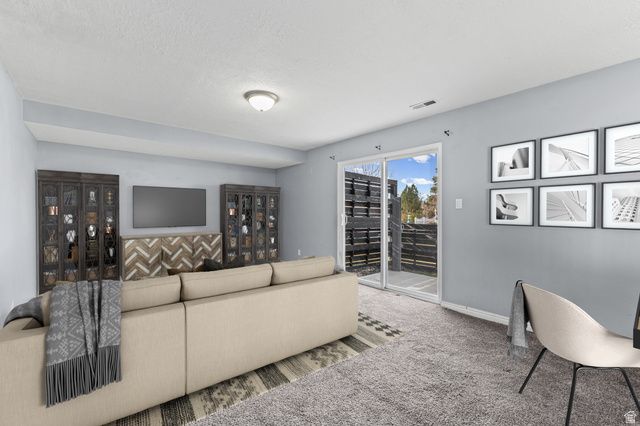 160 COUNTRY CLUB DR, Stansbury Park, UT 84074