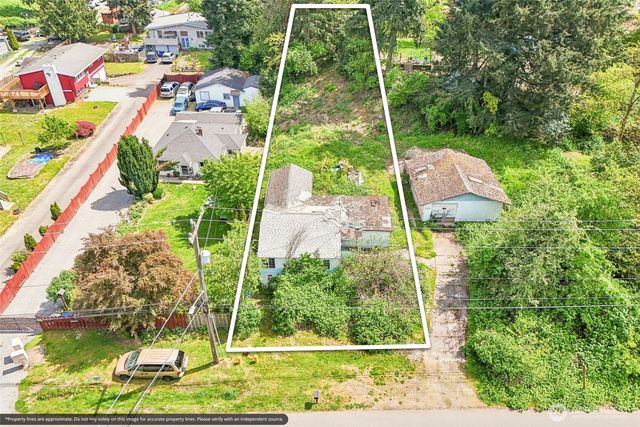 12242 10th Avenue S, Seattle, WA 98168