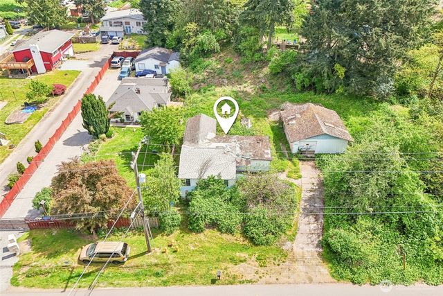 12242 10th Avenue S, Seattle, WA 98168