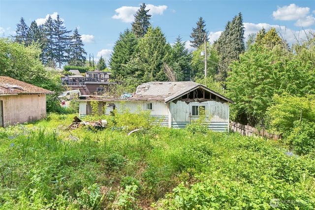 12242 10th Avenue S, Seattle, WA 98168