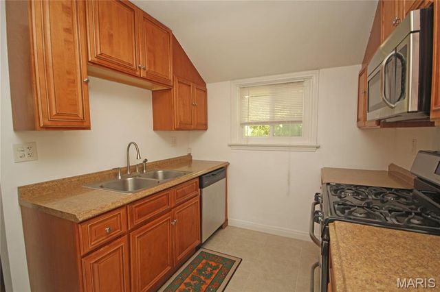 9721 Greenwood Terrace, Rock Hill, MO 63119