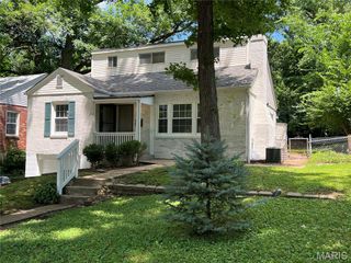 9721 Greenwood Terrace, Rock Hill, MO 63119