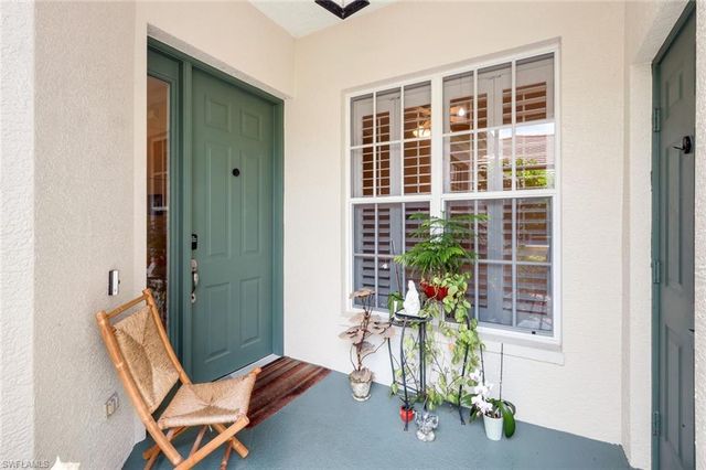 1814 Leamington LN, Naples, FL 34109