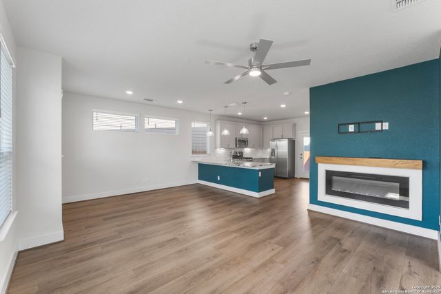 9607 Stillwater Pass, San Antonio, TX 78254