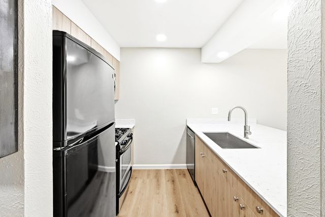 7801 Shoal Creek BLVD 140, Austin, TX 78757