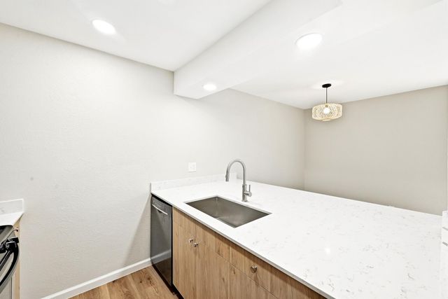 7801 Shoal Creek BLVD 140, Austin, TX 78757