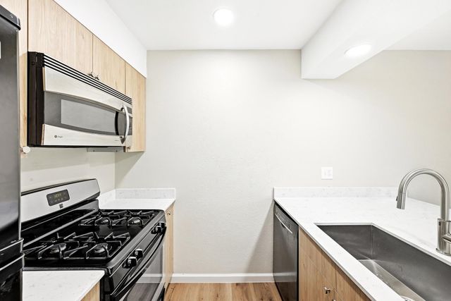 7801 Shoal Creek BLVD 140, Austin, TX 78757