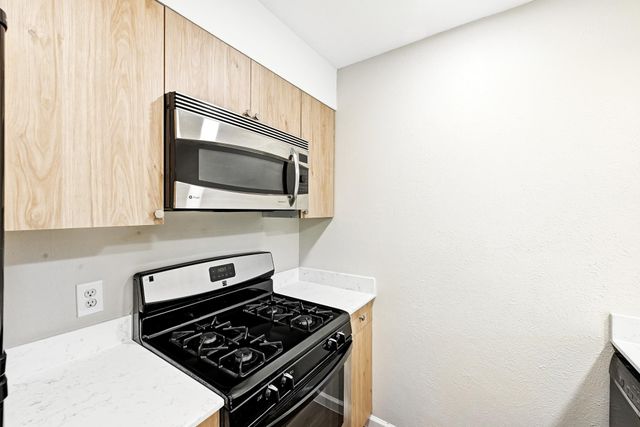 7801 Shoal Creek BLVD 140, Austin, TX 78757